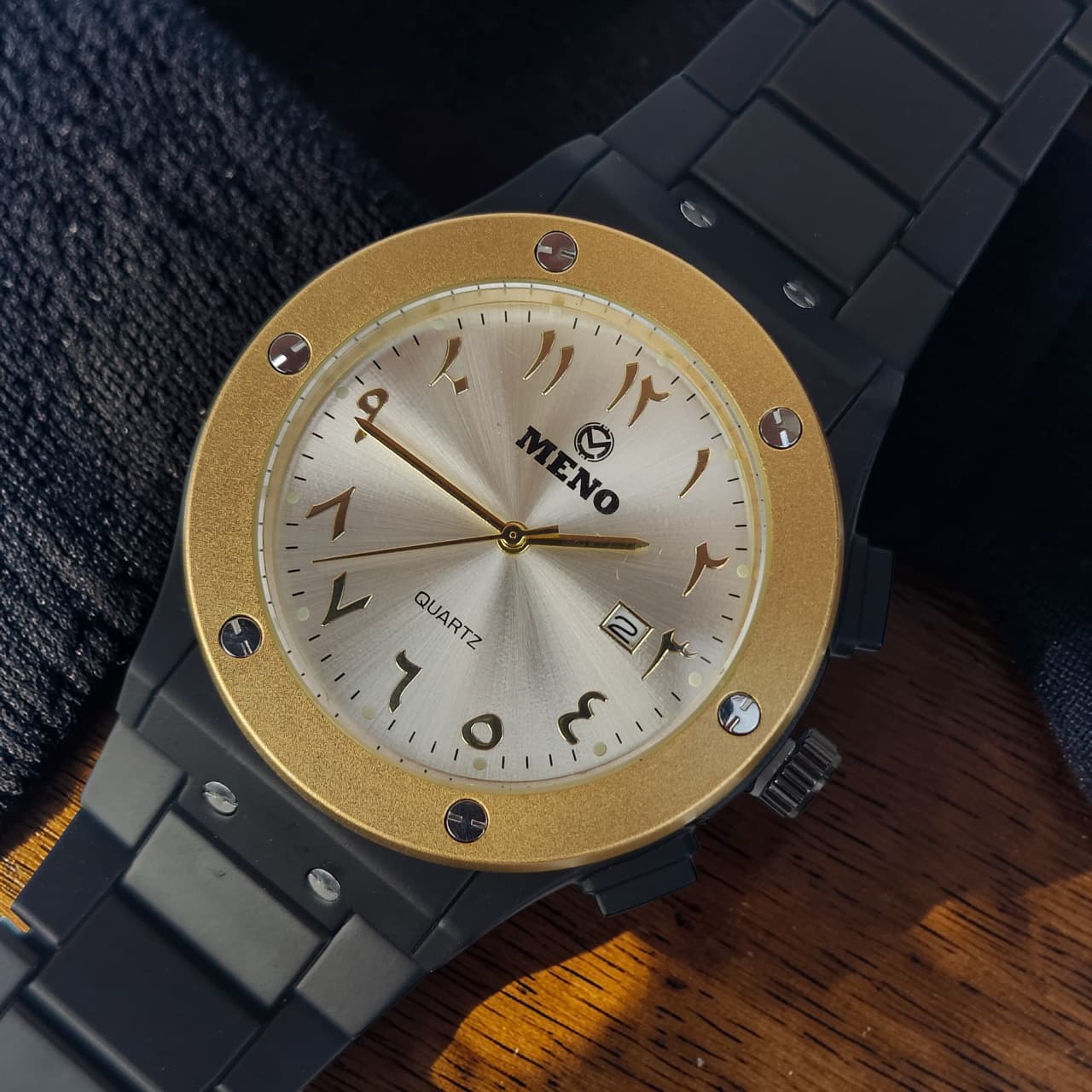 Meno Arabic Aura Watch
